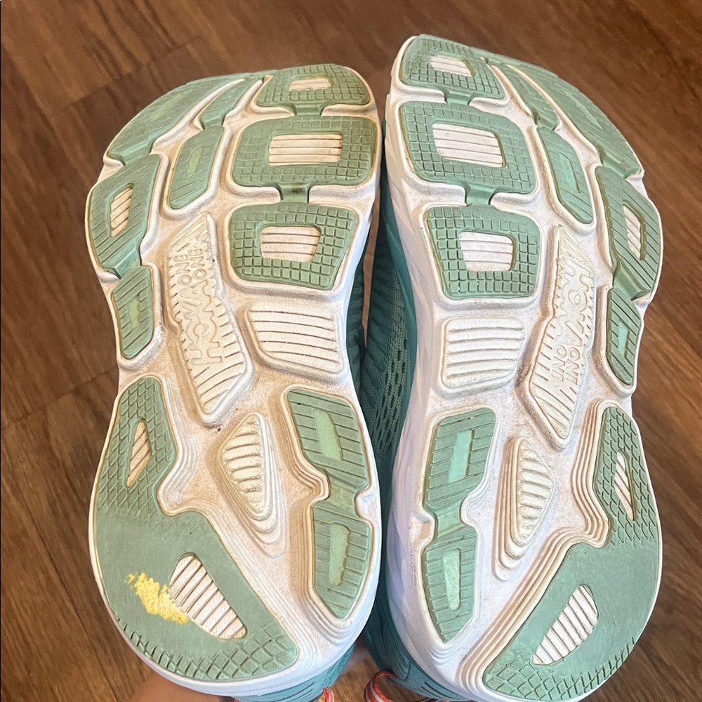 Hoka Bondi 7 Women's Teal/Aqua Road Running Shoes - Picture 4 of 10